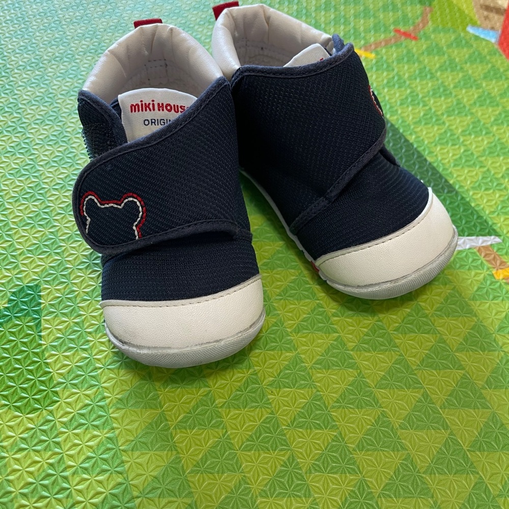 babyshoes